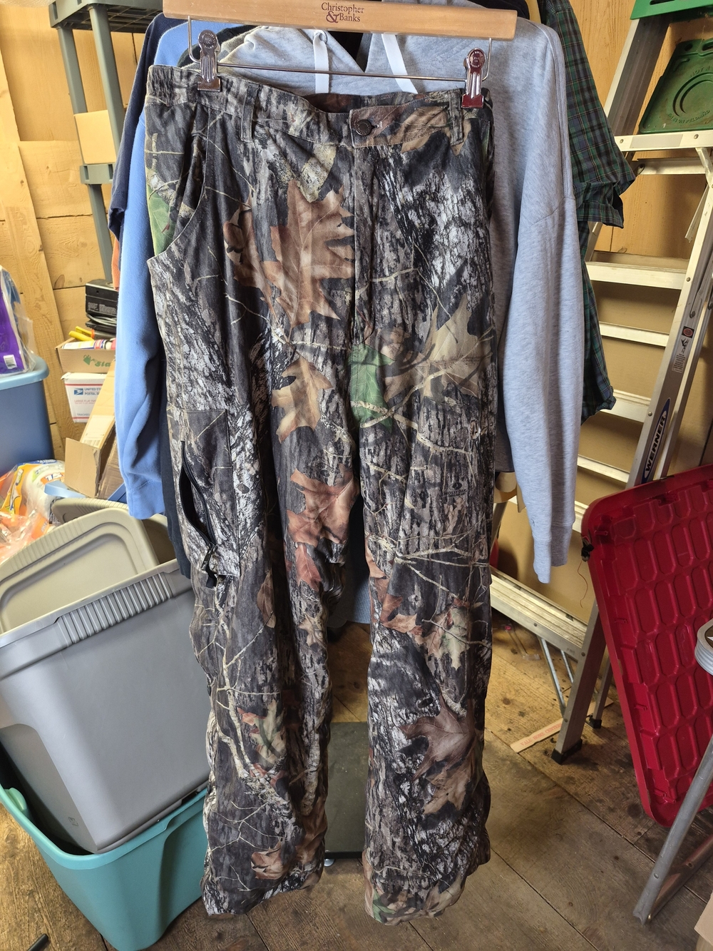 Cabela's Men's Realtree-Style Camo Cargo Pants - Brown, Green, Black Bin 60